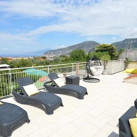 La Terrazza Family Holidays - Sorrento Coast בית נופש *
