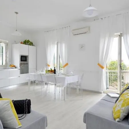 La Terrazza Family Holidays - Sorrento Coast * Sant'Agnello